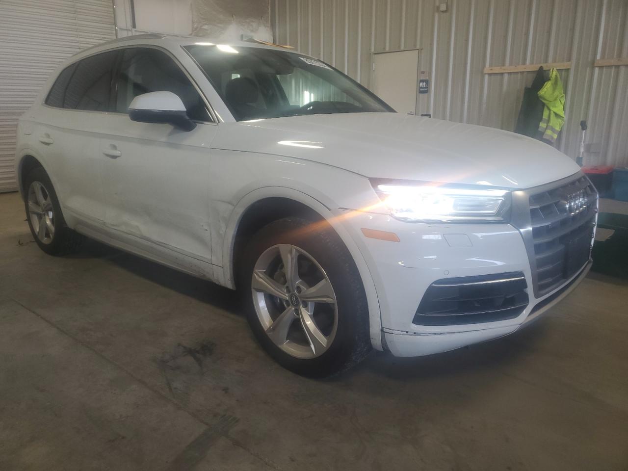 2020 Audi Q5 VIN WA1ANAFY4L2034082 Copart auction photo, side damage thumbnail 4