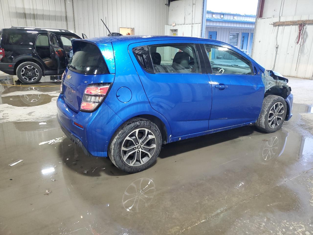 2017 Chevrolet Sonic VIN 1G1JC6SB7H4117763 Copart auction photo, front end damage thumbnail 3