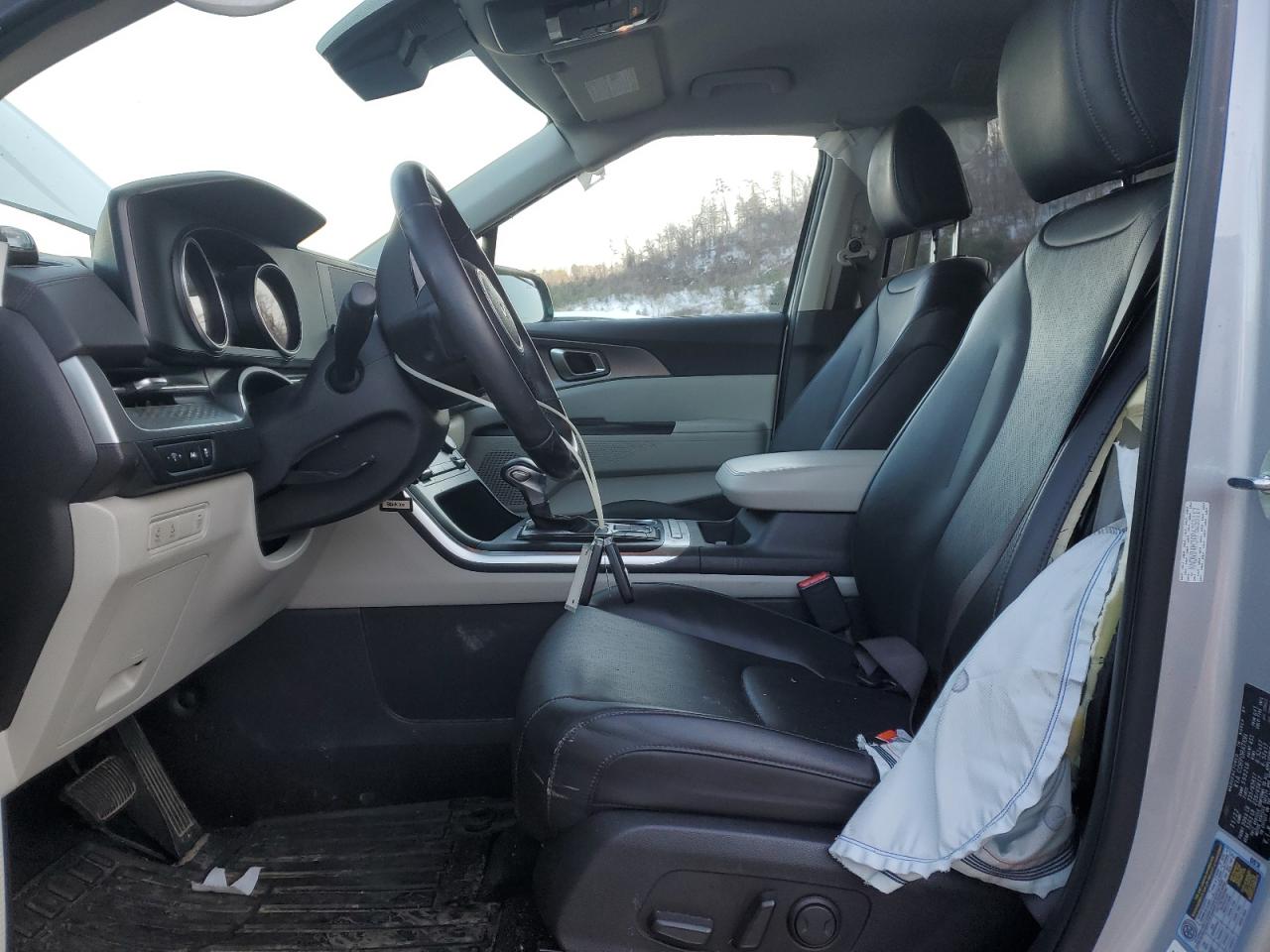 2023 KIA Carnival VIN KNDNB4H34P6255117 Copart auction photo, frame damage / all over damage thumbnail 7