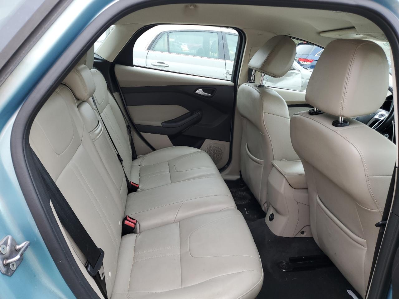 2012 Ford Focus VIN 1FAHP3M28CL479823 Copart auction photo, front end / minor dent/scratches damage thumbnail 10