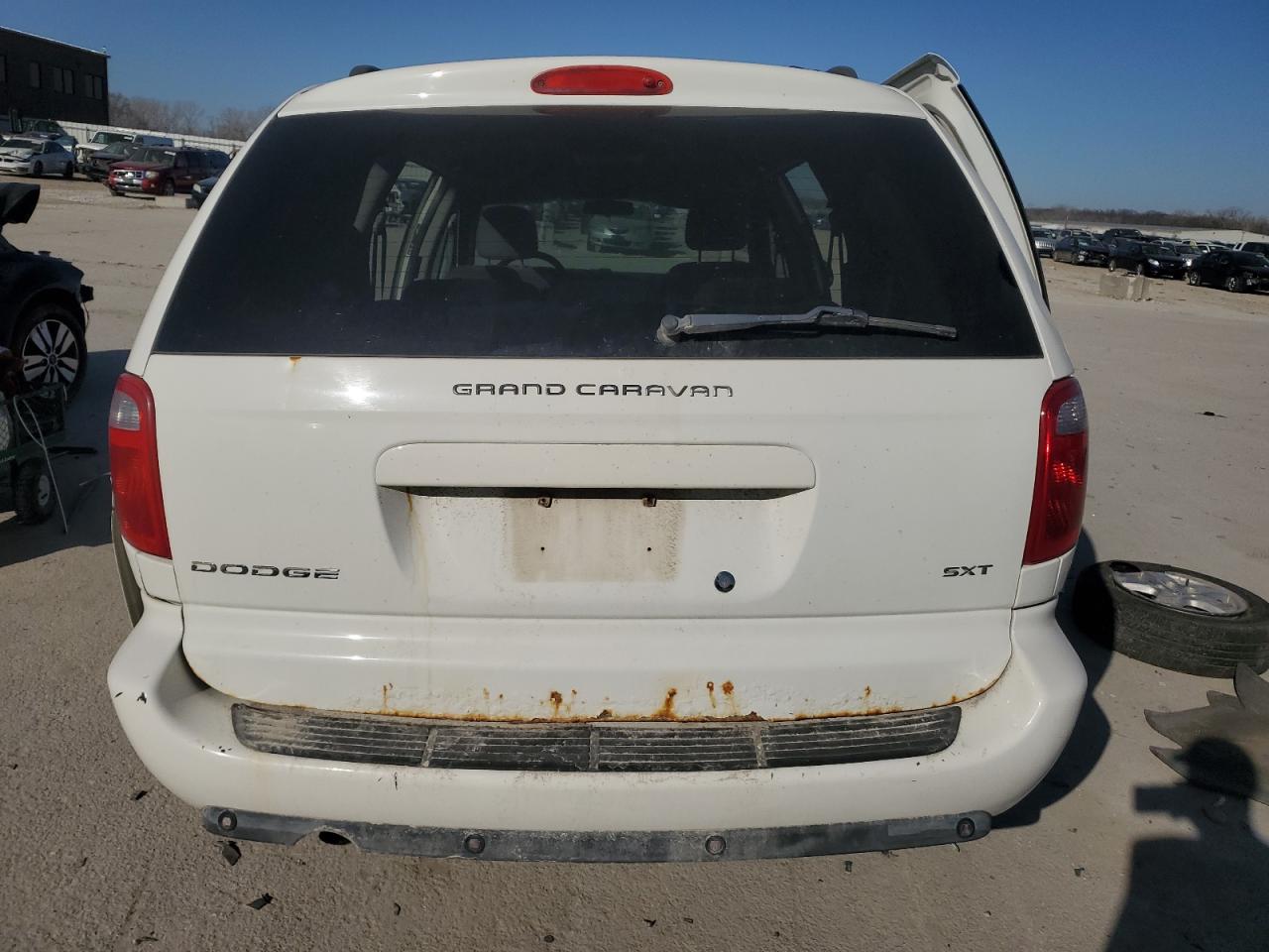 2007 Dodge Caravan VIN 2D4GP44L37R292736 Copart auction photo, side damage thumbnail 6