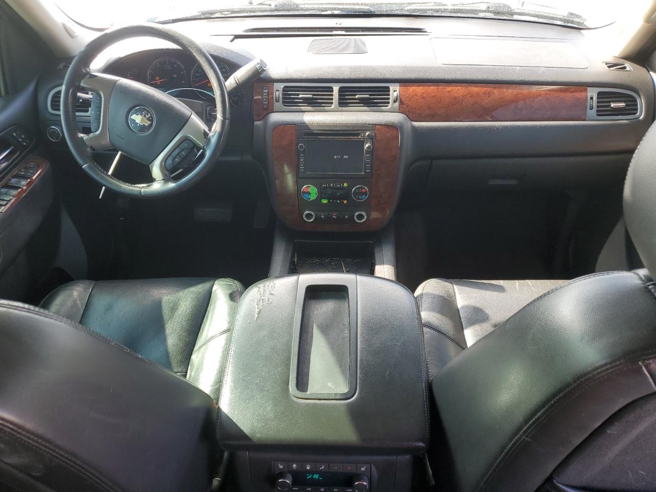 2011 Chevrolet Tahoe VIN 1GNSCCE00BR255358 Copart auction photo, rear end / front end damage thumbnail 8