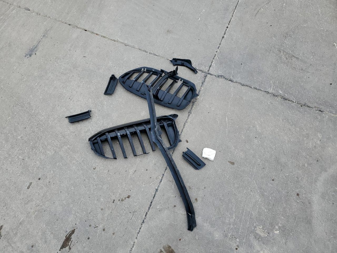2020 BMW 3er VIN 3MW5R1J04L8B12193 Copart auction photo, front end damage thumbnail 12