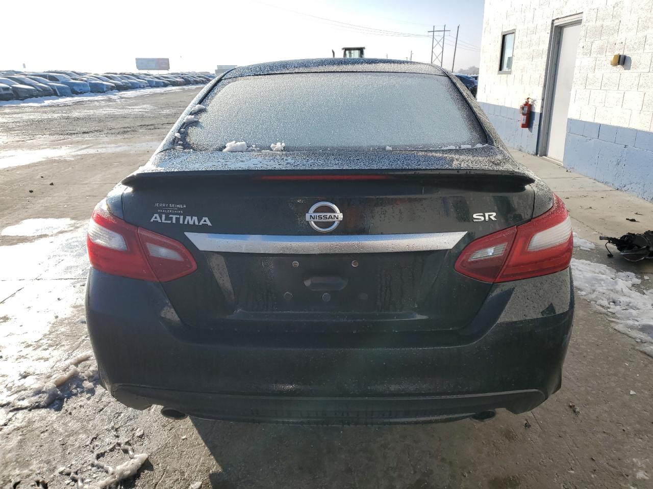 2017 Nissan Altima VIN 1N4AL3AP5HC195344 Copart auction photo, front end damage thumbnail 6