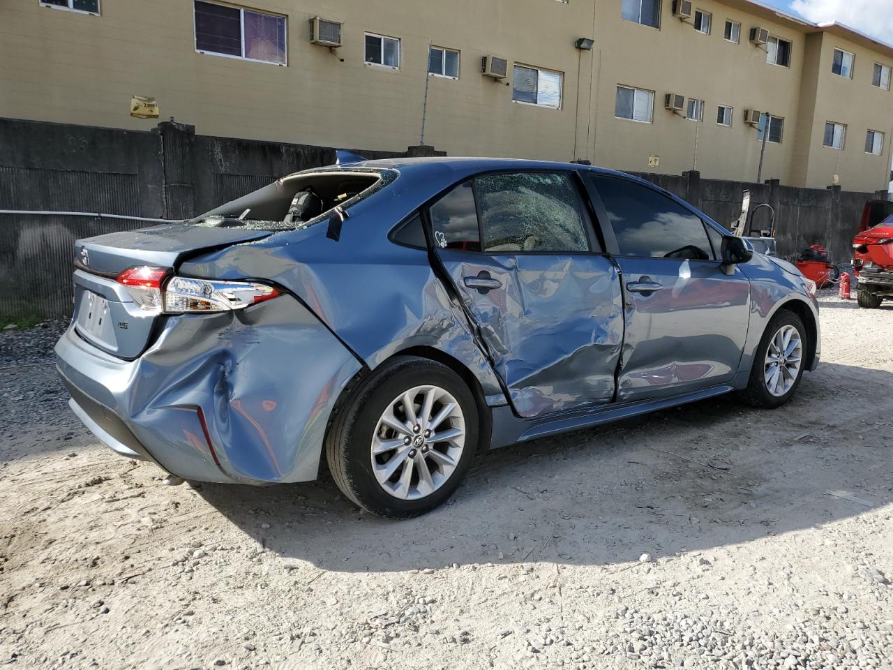 2022 Toyota Corolla VIN JTDVPMAE8NJ225626 Copart auction photo, side / rear end damage thumbnail 3