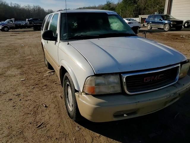 1998 GMC Jimmy VIN 1GKCS13WXW2516025 Copart auction photo, front end / mechanical damage thumbnail 12