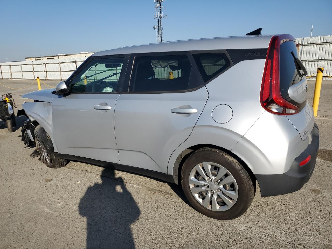 2020 KIA Soul VIN KNDJ23AU8L7083206 Copart auction photo, front end / side damage thumbnail 2