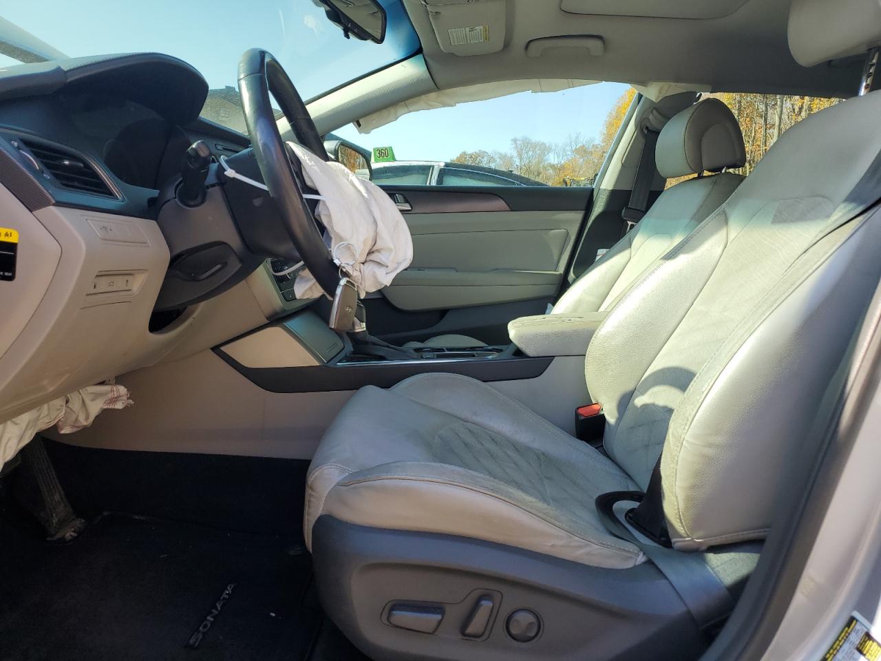 2017 Hyundai Sonata VIN 5NPE34AF6HH546226 Copart auction photo, front end / minor dent/scratches damage thumbnail 7