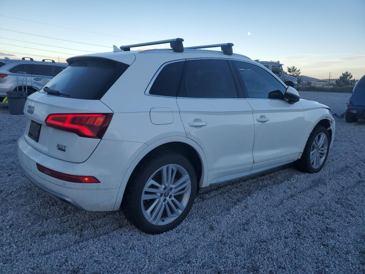 2018 Audi Q5 VIN WA1BNAFY9J2047735 Copart auction photo, front end damage thumbnail 3