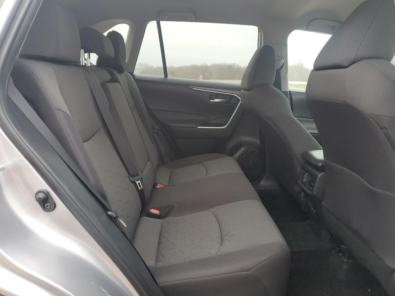 2021 Toyota RAV 4 VIN 2T3P1RFV5MC215038 Copart auction photo, front end / side damage thumbnail 12