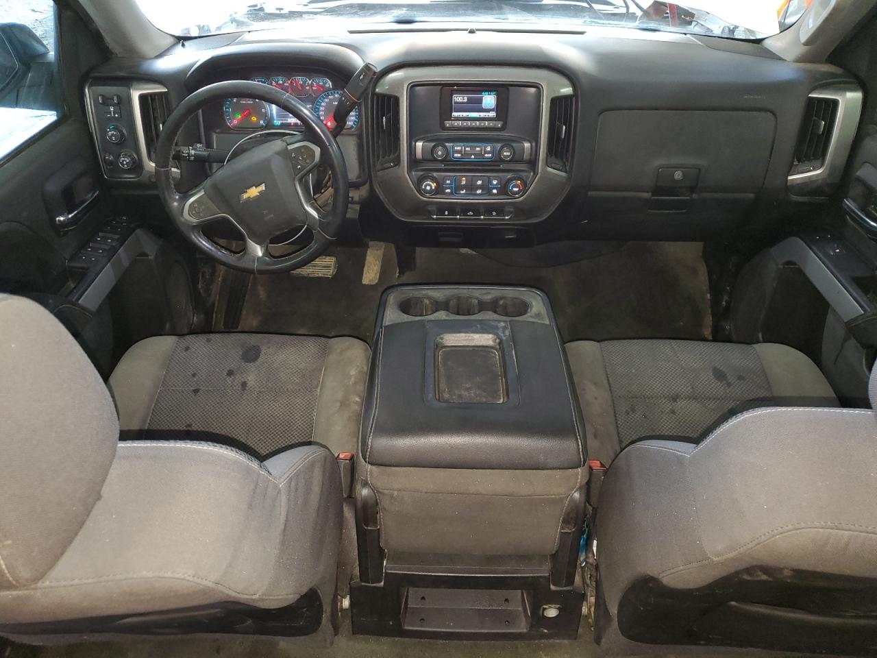 2015 Chevrolet Silverado VIN 3GCUKREC5FG488725 Copart auction photo, rear end / minor dent/scratches damage thumbnail 8