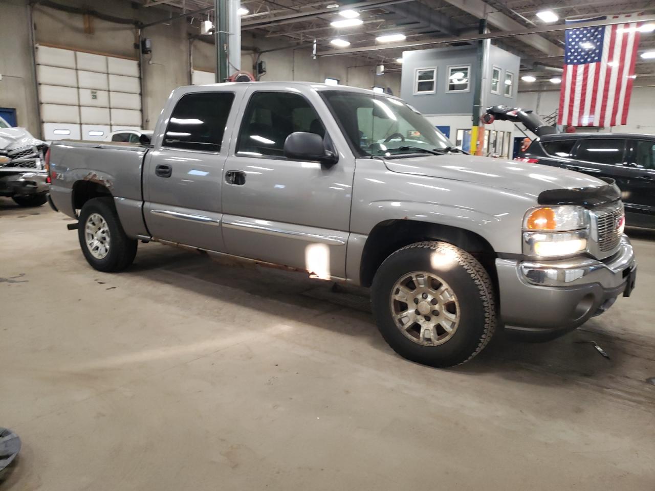 2006 GMC Sierra VIN 2GTEK13T461121073 Copart auction photo, mechanical damage thumbnail 4