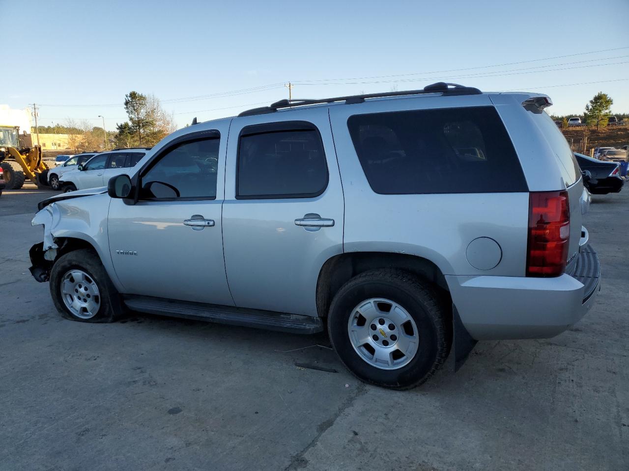 2010 Chevrolet Tahoe VIN 1GNUKBE0XAR170497 Copart auction photo, front end damage thumbnail 2
