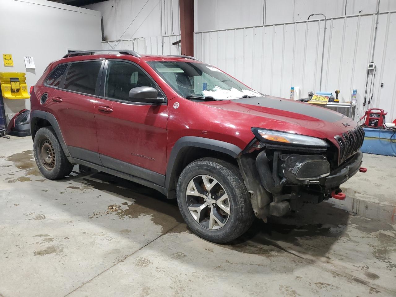 2017 Jeep Cherokee VIN 1C4PJMBS4HW504142 Copart auction photo, mechanical / hail damage thumbnail 4