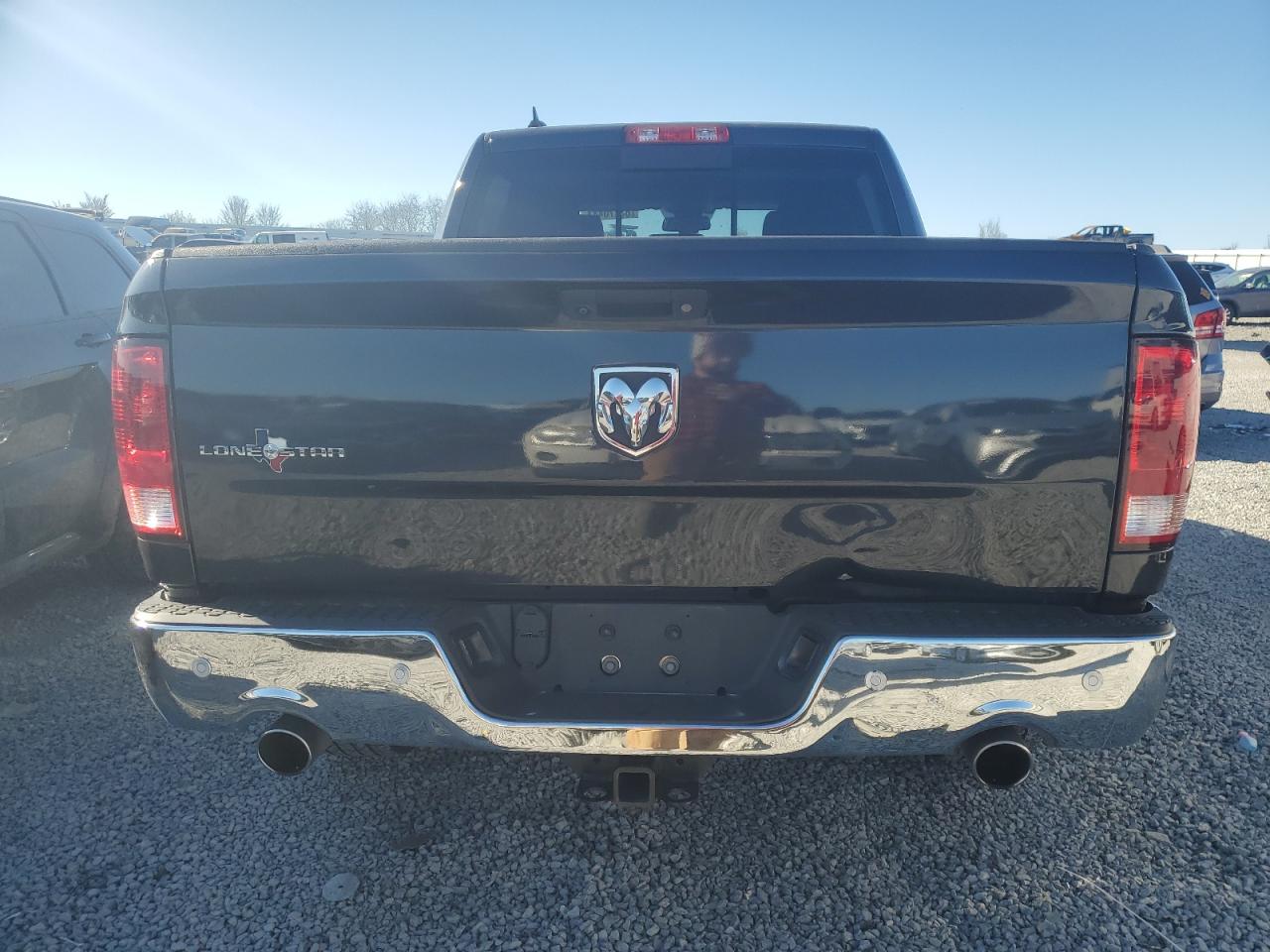 2018 RAM 1500 VIN 1C6RR6LT6JS193242 Copart auction photo, side / front end damage thumbnail 6