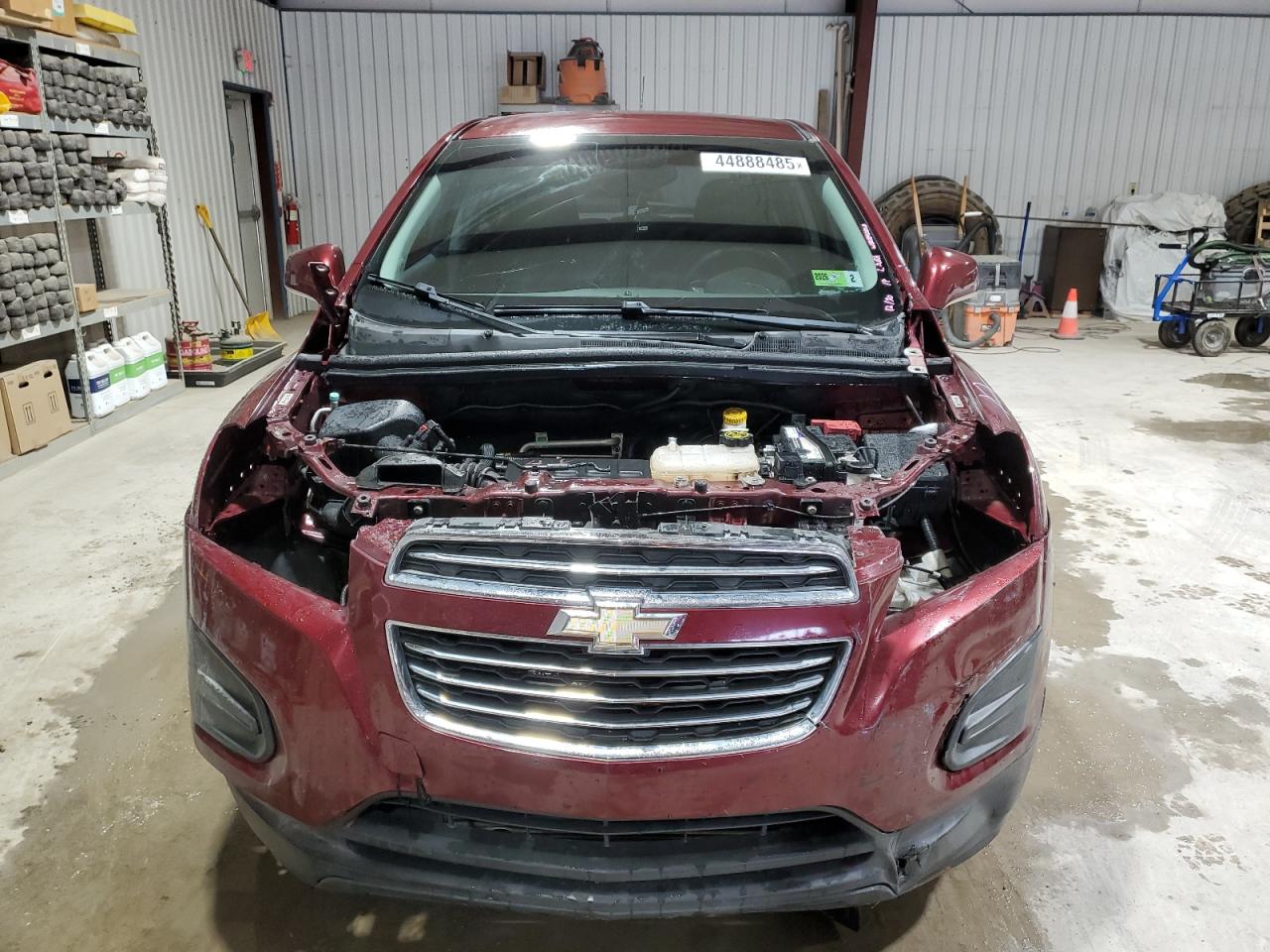 2016 Chevrolet Trax VIN 3GNCJNSB8GL256753 Copart auction photo, front end / undercarriage damage thumbnail 5