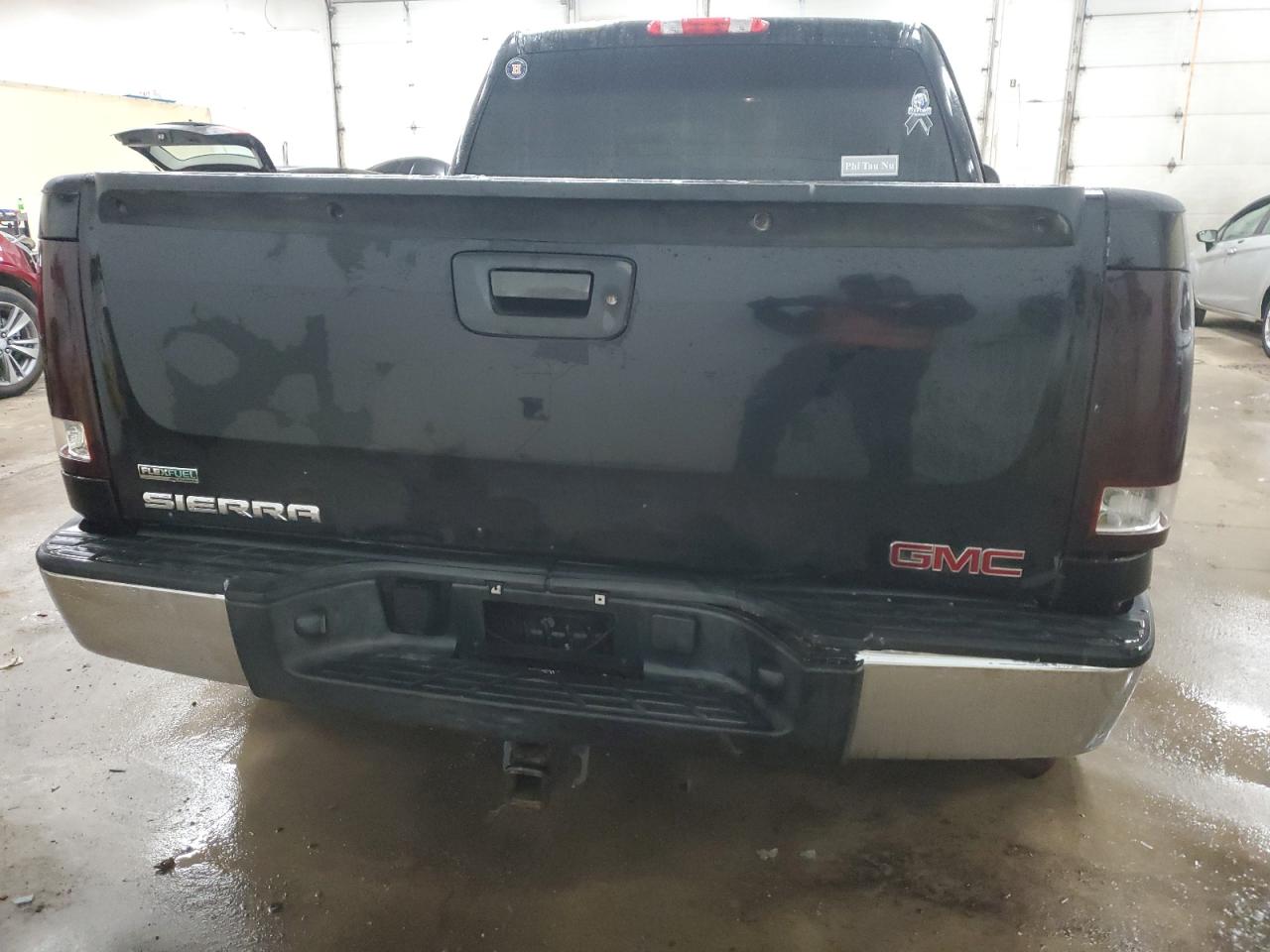 2011 GMC Sierra VIN 3GTP2UEA2BG383178 Copart auction photo, side / front end damage thumbnail 6