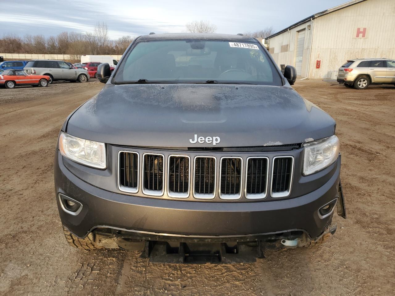 2016 Jeep Grand Cherokee VIN 1C4RJFAG5GC349215 Copart auction photo, side / front end damage thumbnail 5