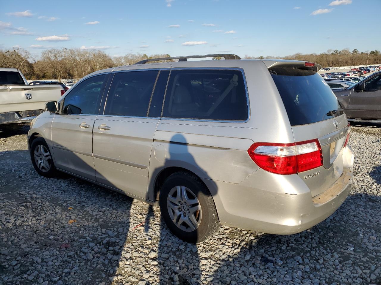 2007 Honda Odyssey VIN 5FNRL38647B441456 Copart auction photo, rear end damage thumbnail 2