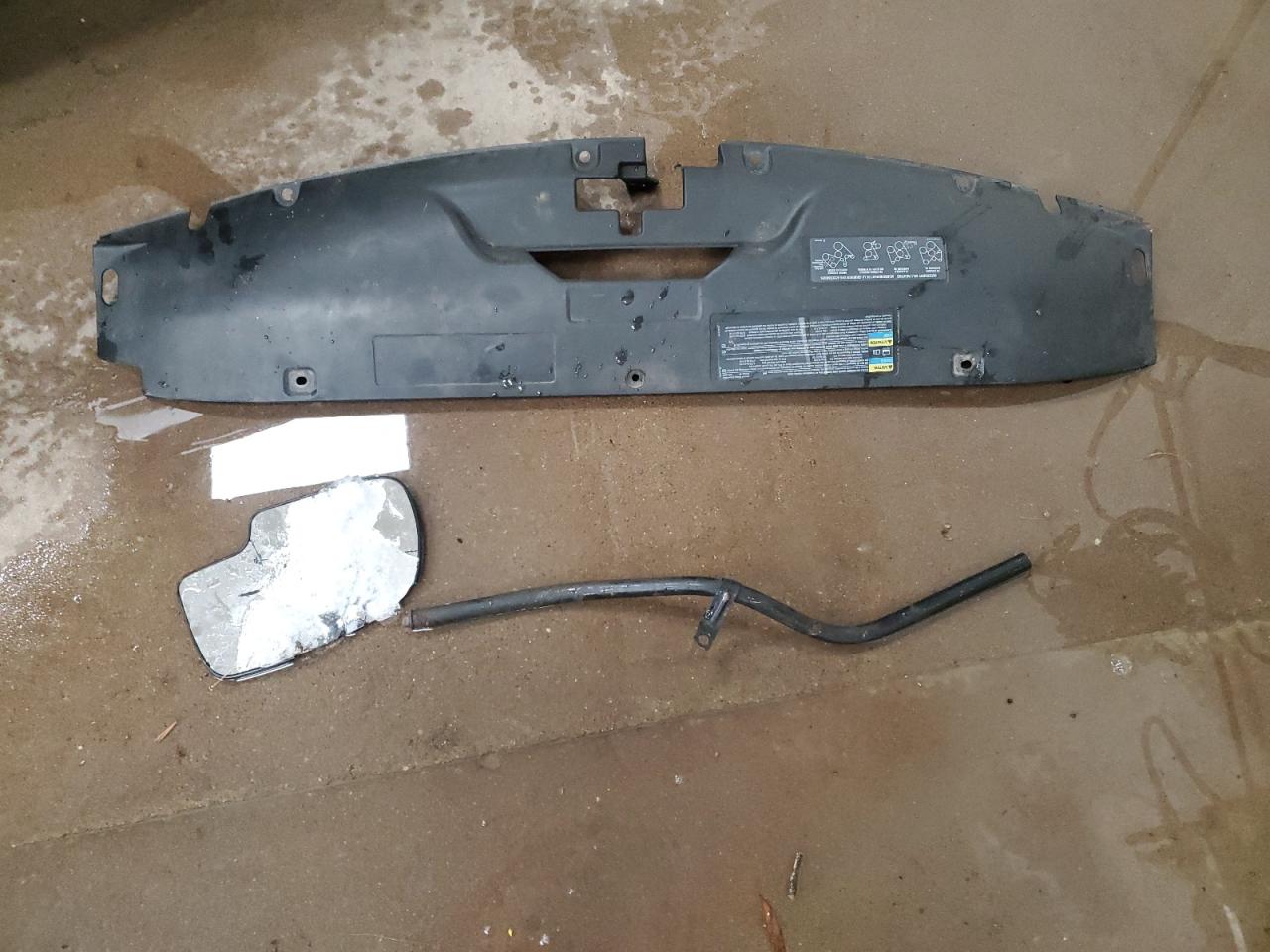 2005 GMC Sierra VIN 1GTEK19B05E137492 Copart auction photo, front end / side damage thumbnail 12