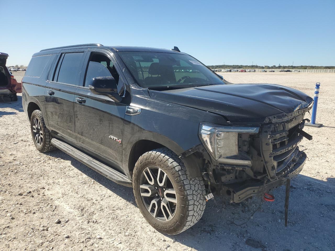 2022 GMC Yukon VIN 1GKS2HKD8NR161804 Copart auction photo, front end / side damage thumbnail 4