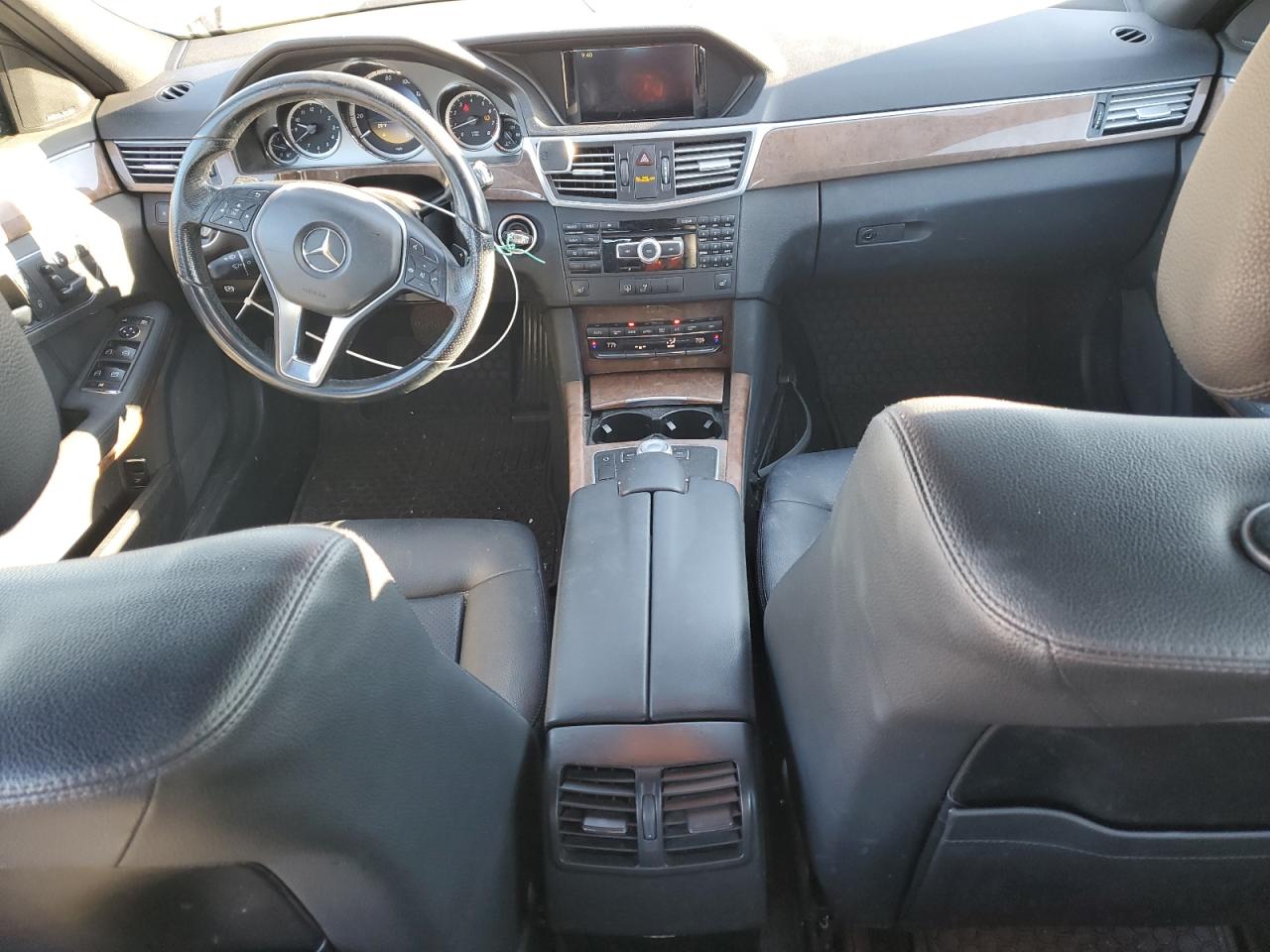 2012 Mercedes-Benz E-klasse VIN WDDHF8JB4CA639048 Copart auction photo, front end damage thumbnail 8