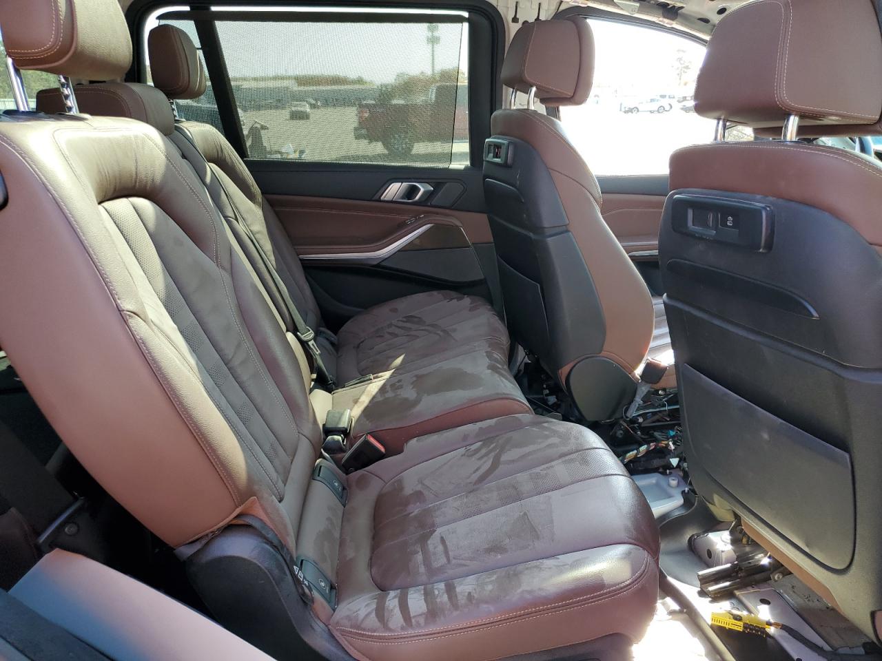 2020 BMW X7 VIN 5UXCW2C06L9B79990 Copart auction photo, water/flood / stripped damage thumbnail 11