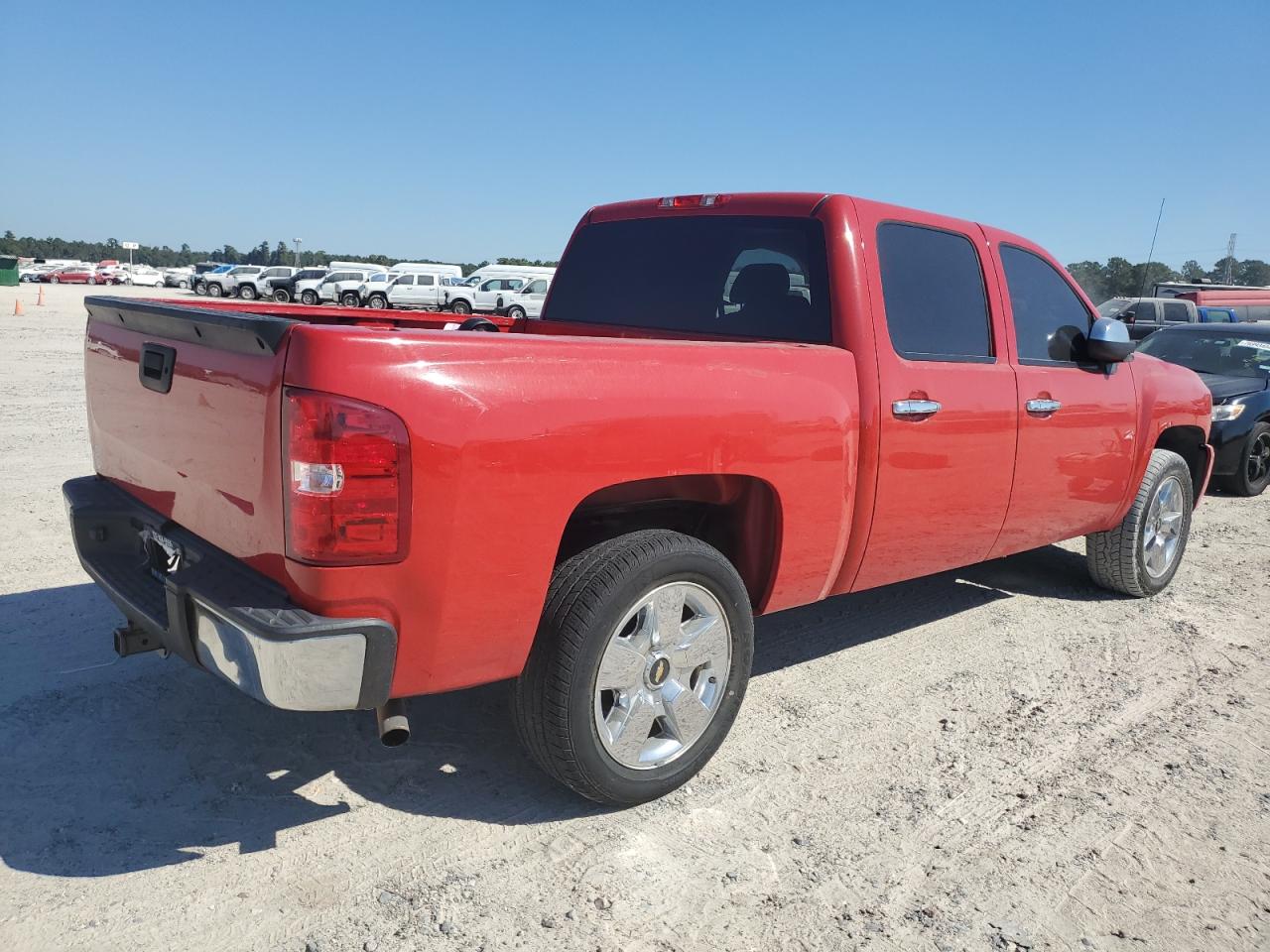 2011 Chevrolet Silverado VIN 3GCPKSE39BG282497 Copart auction photo, side damage thumbnail 3