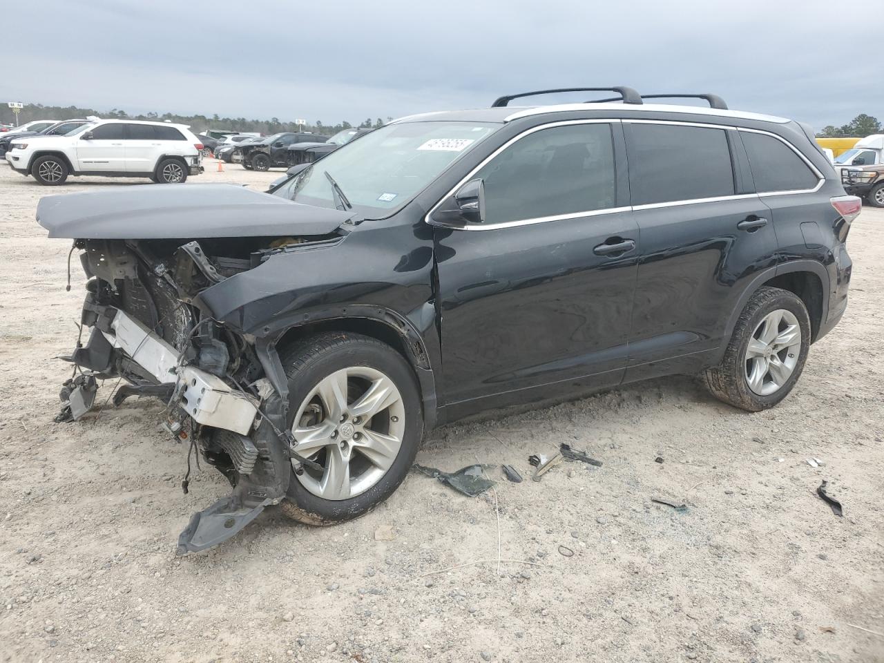 2015 Toyota Highlander VIN 5TDYKRFH1FS059062