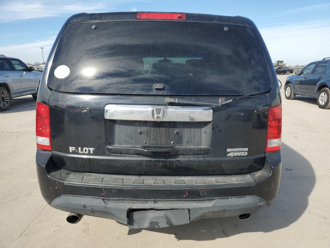 2013 Honda Pilot VIN 5FNYF3H41DB044378 Copart auction photo, all over damage thumbnail 6