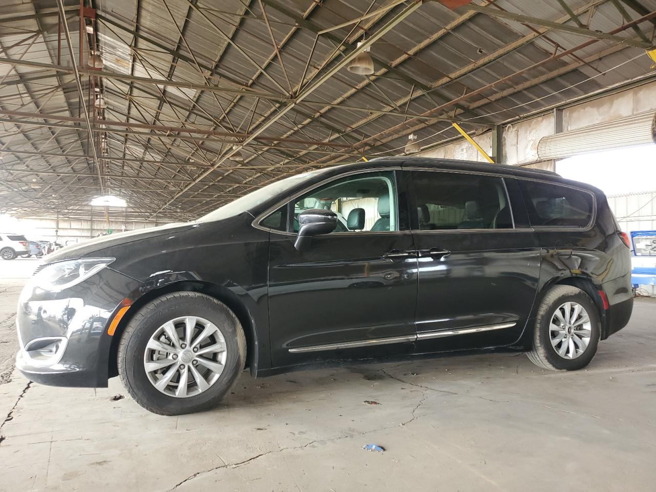 2019 Chrysler Pacifica VIN 2C4RC1BG4KR612998