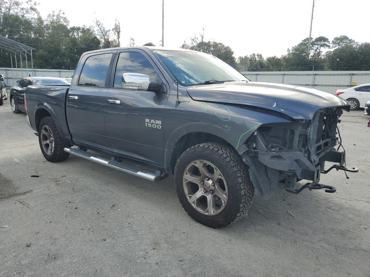 2016 RAM 1500 VIN 1C6RR6NG6GS208167 Copart auction photo, front end / minor dent/scratches damage thumbnail 4