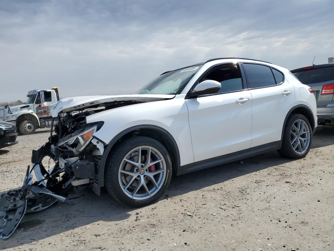 2018 Alfa Romeo Stelvio VIN ZASFAKNN7J7B95991