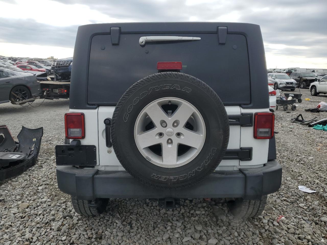 2017 Jeep Wrangler VIN 1C4BJWDG4HL565670 Copart auction photo, front end / rear end damage thumbnail 6
