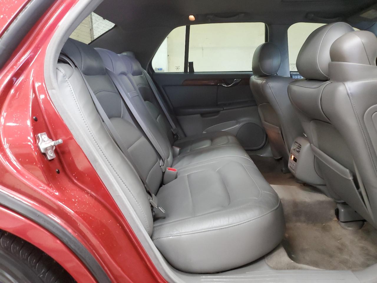 2005 Cadillac De Ville VIN 1G6KD54Y45U174599 Copart auction photo, front end / minor dent/scratches damage thumbnail 10