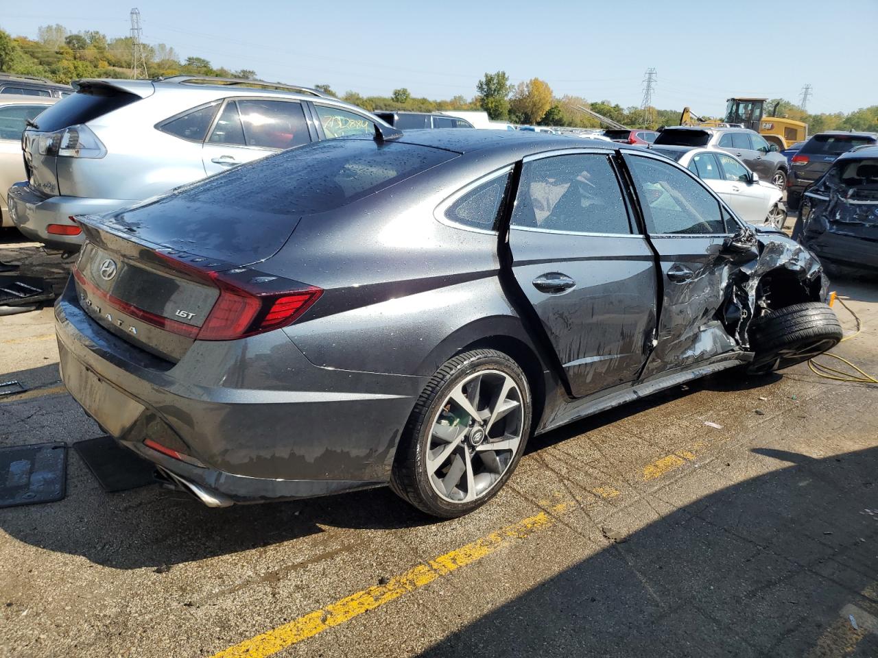 2023 Hyundai Sonata VIN KMHL44J21PA280620 Copart auction photo, front end / side damage thumbnail 3
