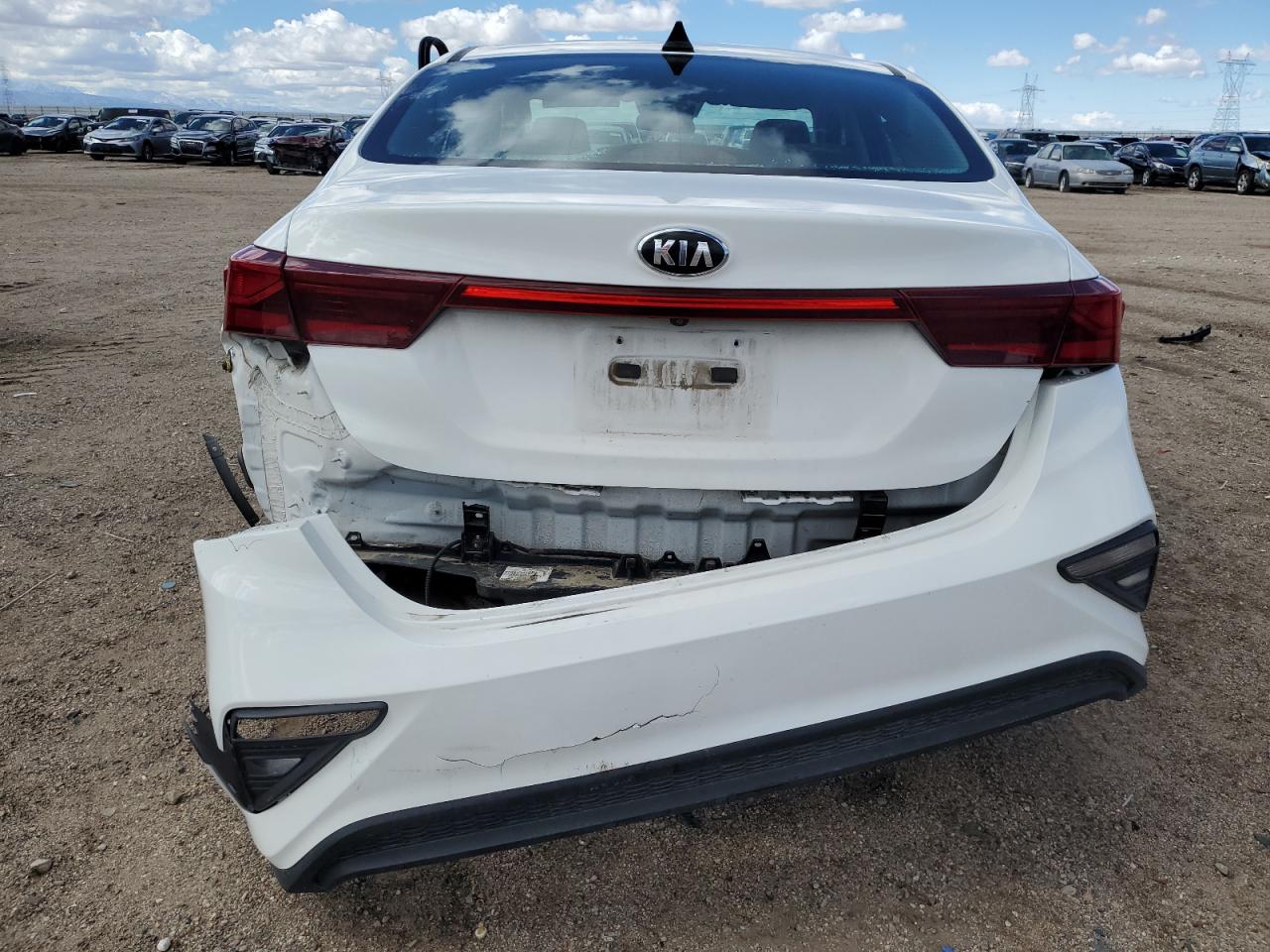 2019 KIA Forte VIN 3KPF24AD7KE051874 Copart auction photo, vandalism / all over damage thumbnail 6