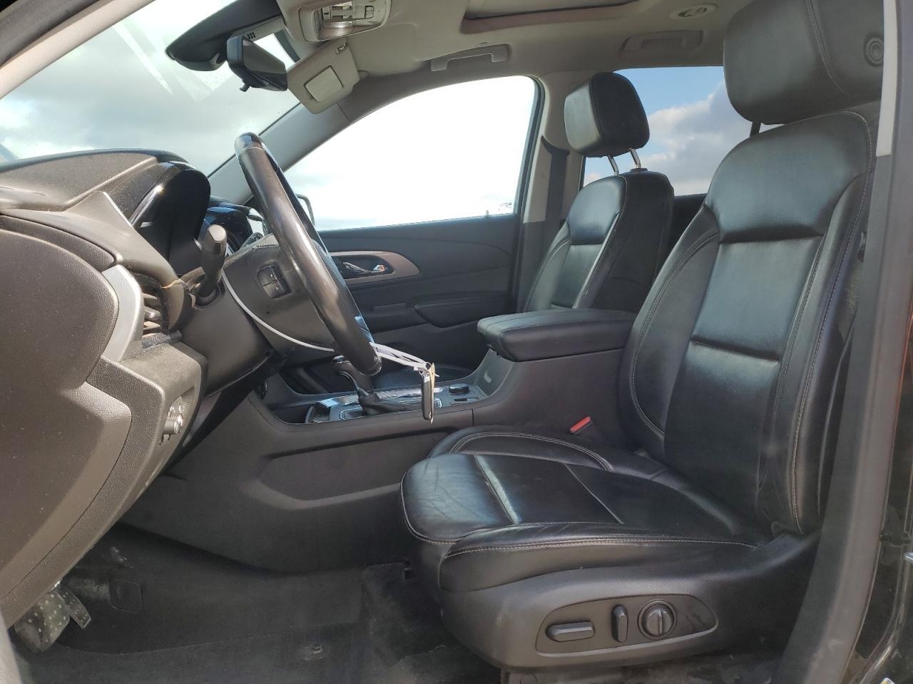 2018 Chevrolet Traverse VIN 1GNEVHKW0JJ234584 Copart auction photo, front end damage thumbnail 7