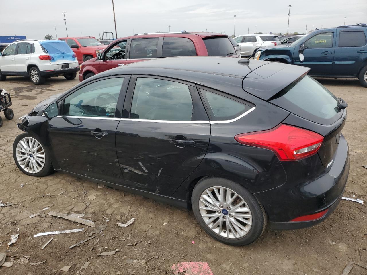 2016 Ford Focus VIN 1FADP3N25GL383005 Copart auction photo, front end damage thumbnail 2
