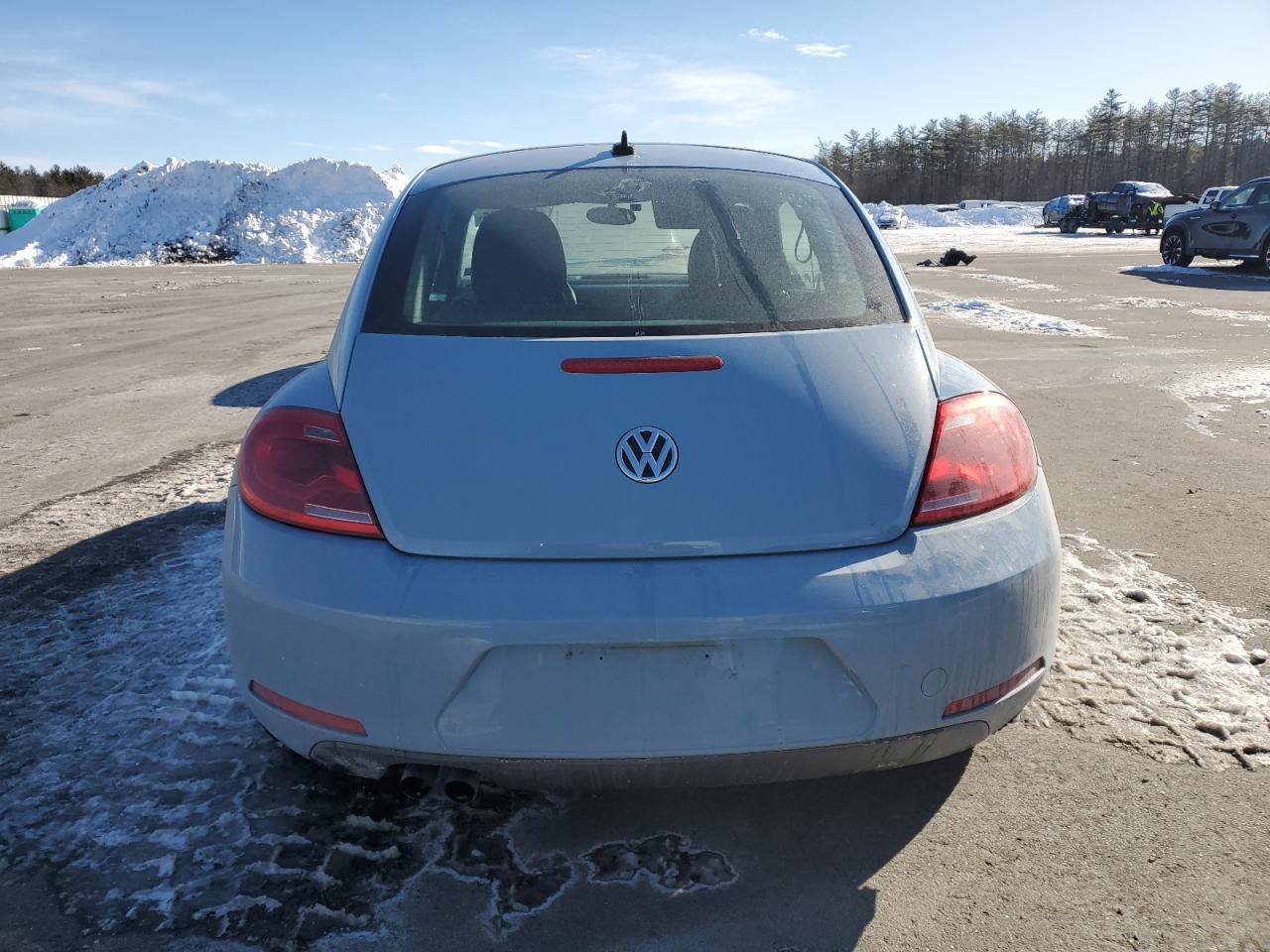 2013 Volkswagen Beetle VIN 3VWJP7AT7DM692551 Copart auction photo, front end damage thumbnail 6