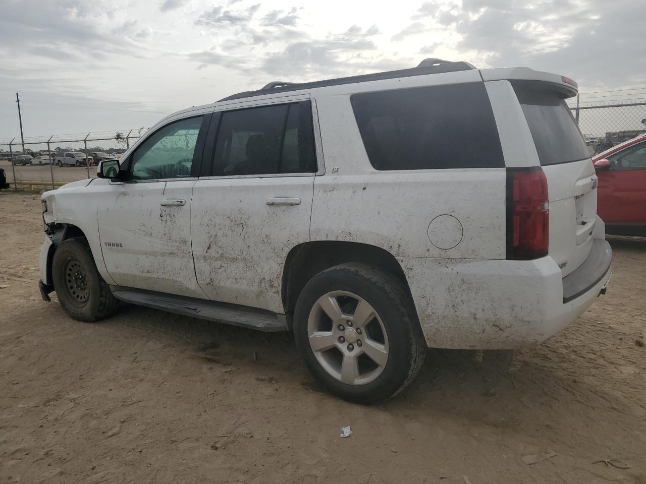 2015 Chevrolet Tahoe VIN 1GNSKBKC2FR291506 Copart auction photo, front end / minor dent/scratches damage thumbnail 2