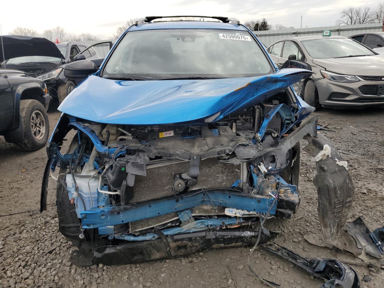 2017 Toyota RAV 4 VIN JTMZFREV8HJ120620 Copart auction photo, front end damage thumbnail 5