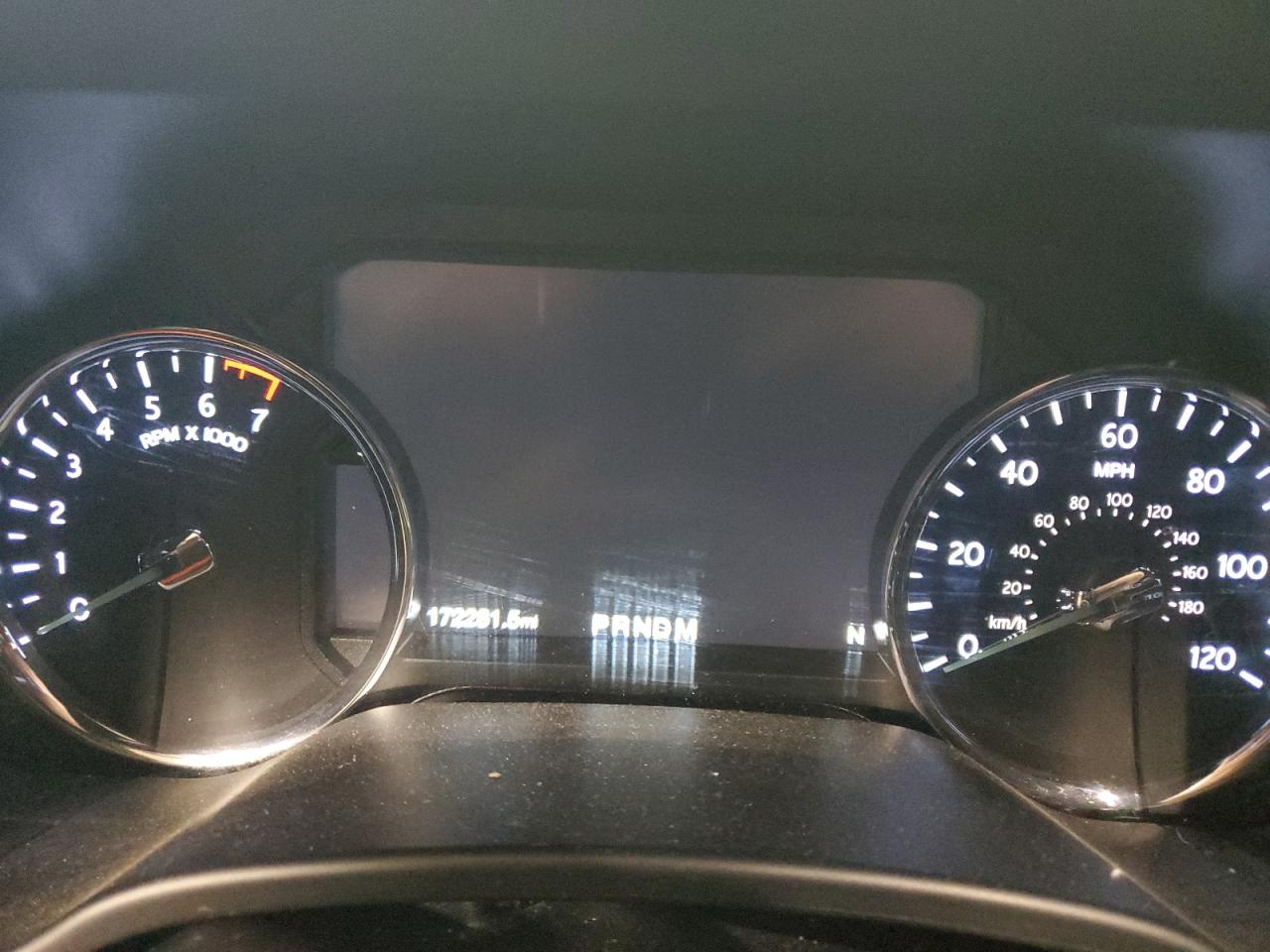 2018 Ford Expedition VIN 1FMJK1KTXJEA16329 Copart auction photo, front end / side damage thumbnail 9