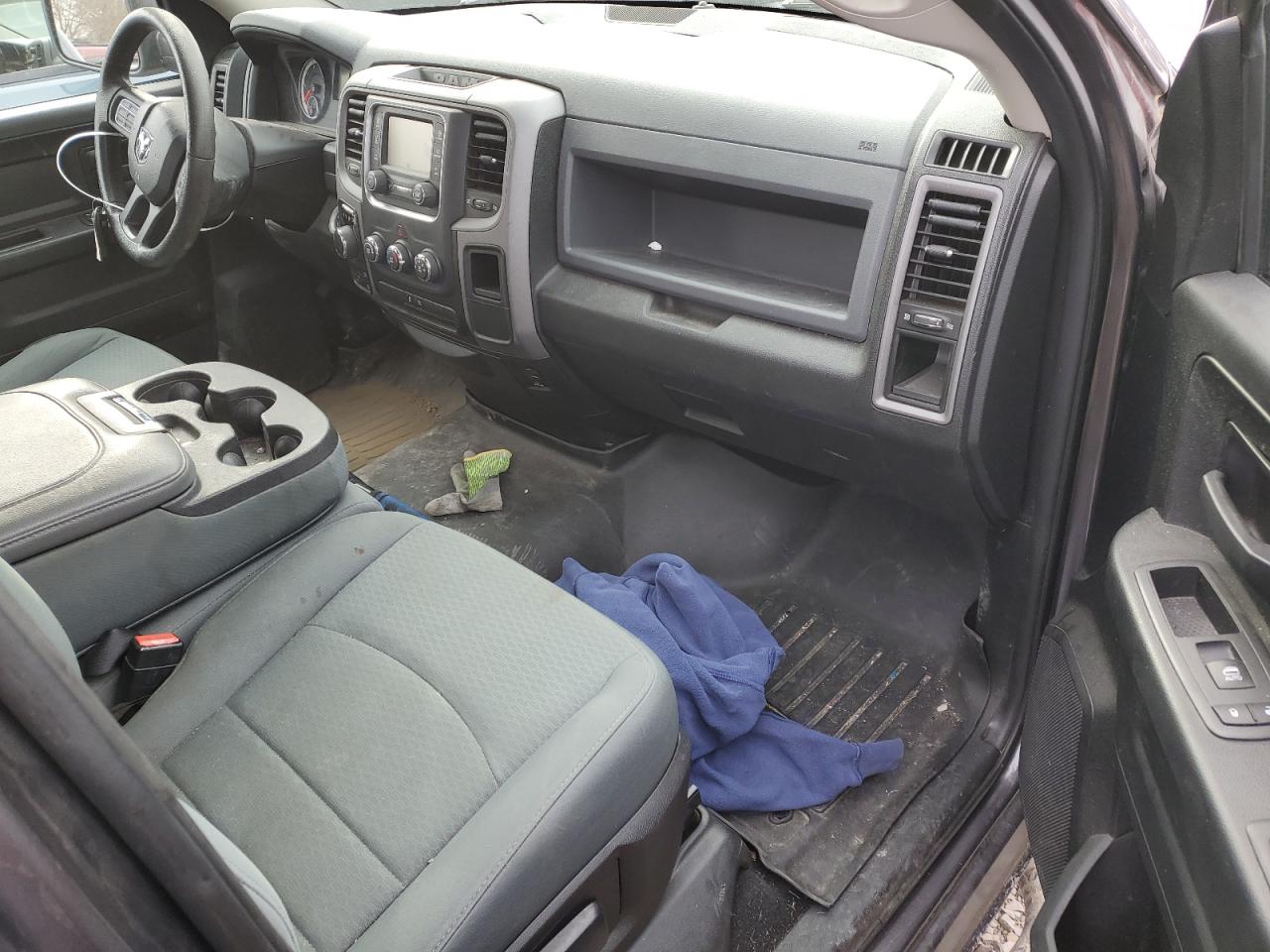 2017 RAM 1500 VIN 1C6RR7FT7HS609164 Copart auction photo, biohazard/chemical damage thumbnail 8