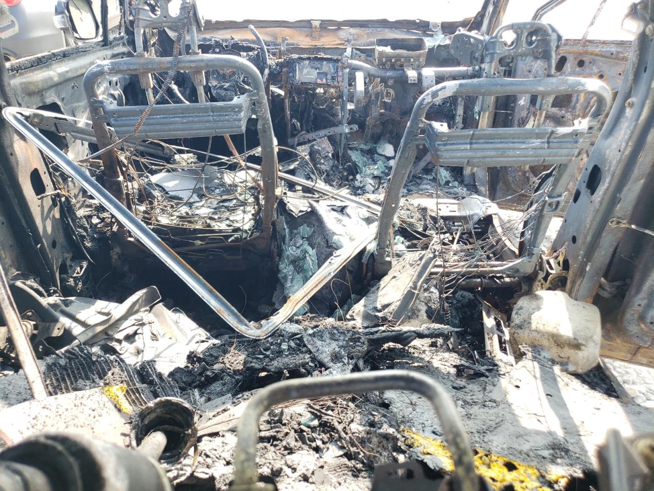 2016 Subaru Forester VIN JF2SJAXC5GH437842 Copart auction photo, burn / burn - engine damage thumbnail 8