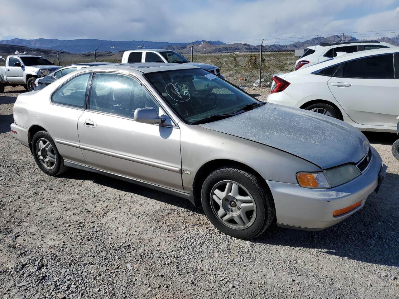1997 Honda Accord VIN 1HGCD7259VA032211 Copart auction photo, vandalism damage thumbnail 4