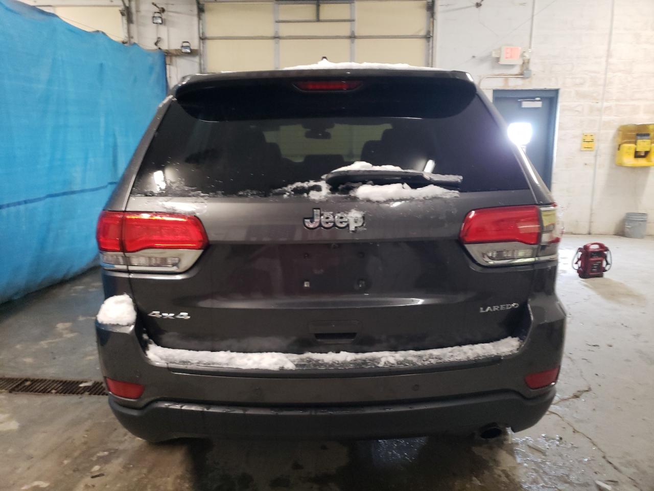 2019 Jeep Grand Cherokee VIN 1C4RJFAG1KC834976 Copart auction photo, side / front end damage thumbnail 6
