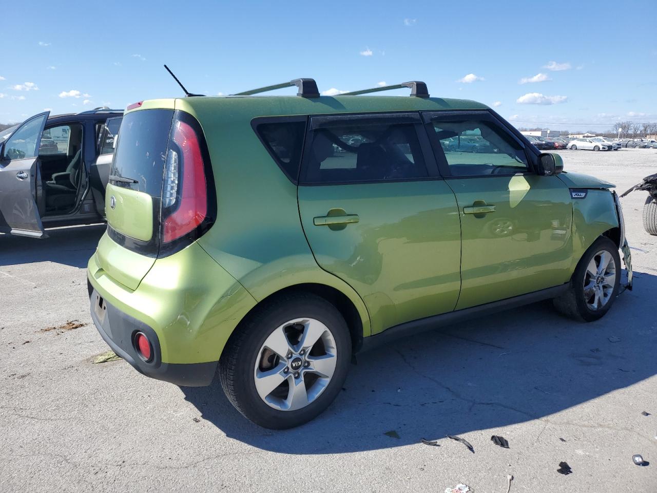 2018 KIA Soul VIN KNDJN2A2XJ7902455 Copart auction photo, front end / side damage thumbnail 3