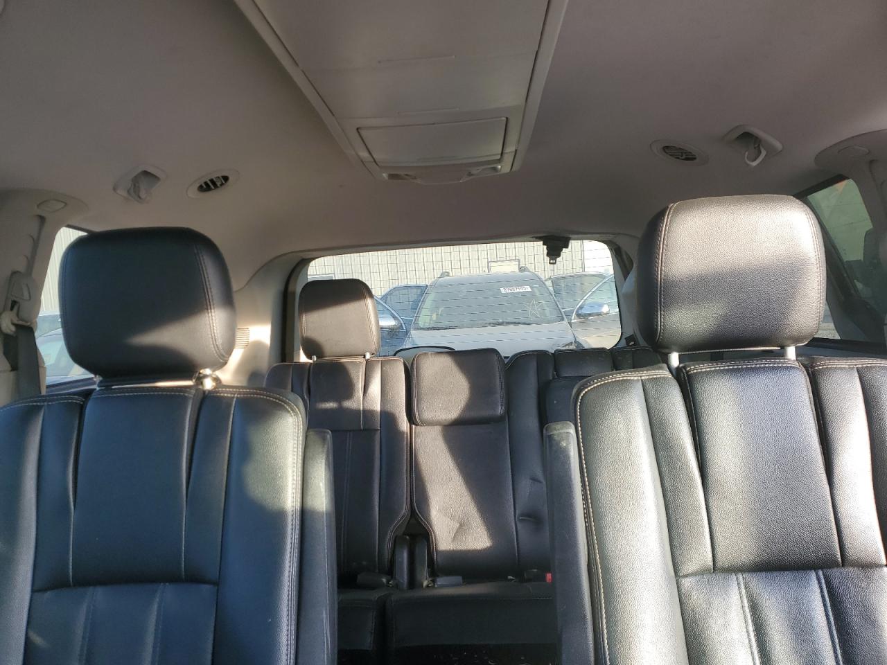 2015 Chrysler Town & Country VIN 2C4RC1BG9FR534191 Copart auction photo, front end damage thumbnail 10