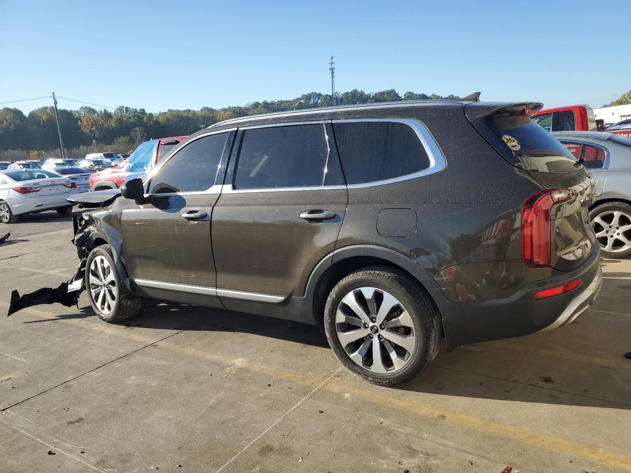 2020 KIA Telluride VIN 5XYP64HC6LG054825 Copart auction photo, front end damage thumbnail 2